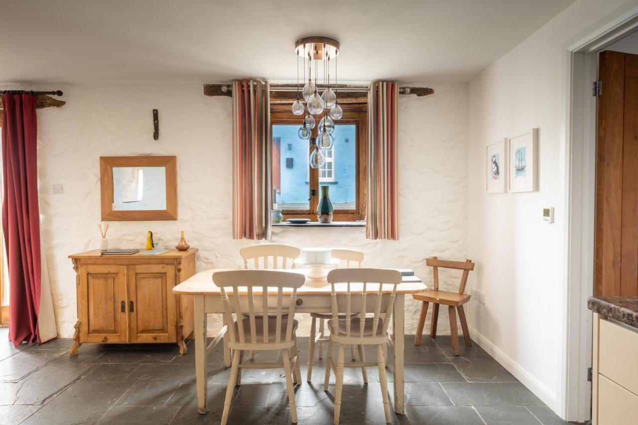 St Davids Hideaway With Roll-Top Bath & Log Burner Екстер'єр фото