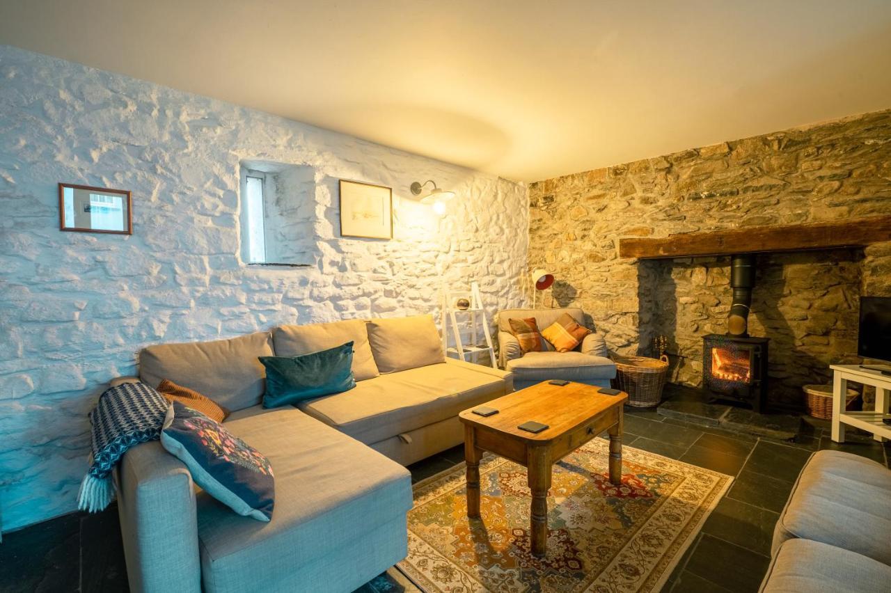 St Davids Hideaway With Roll-Top Bath & Log Burner Екстер'єр фото