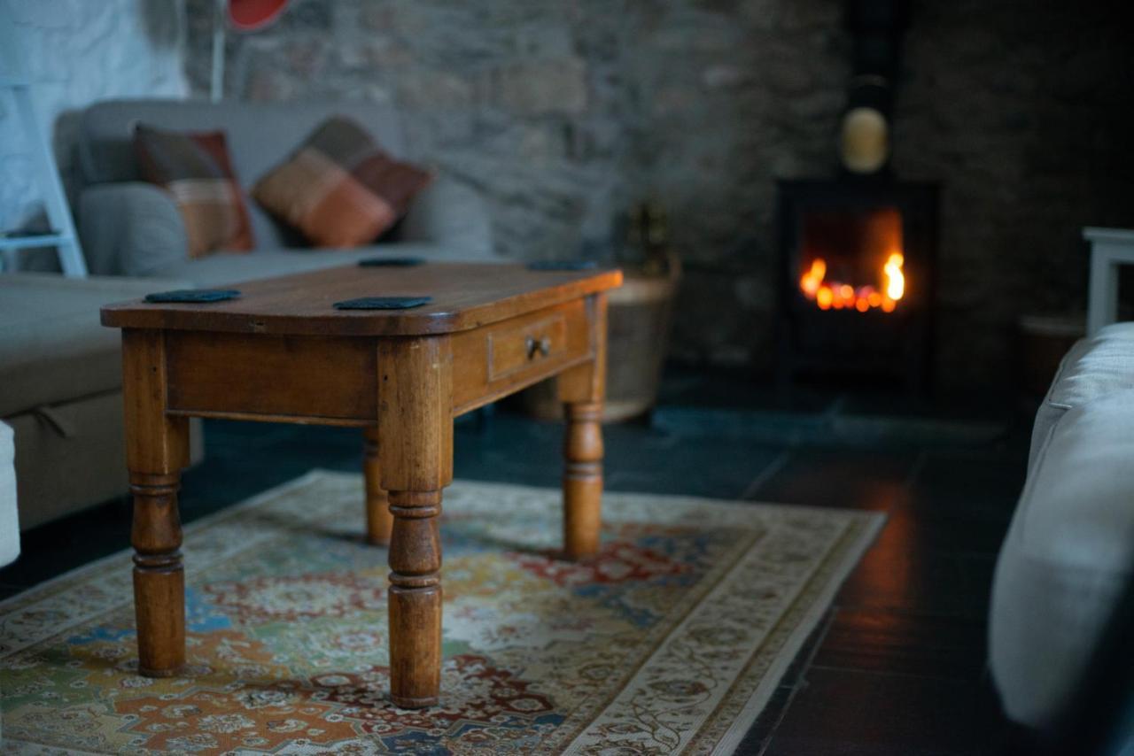 St Davids Hideaway With Roll-Top Bath & Log Burner Екстер'єр фото